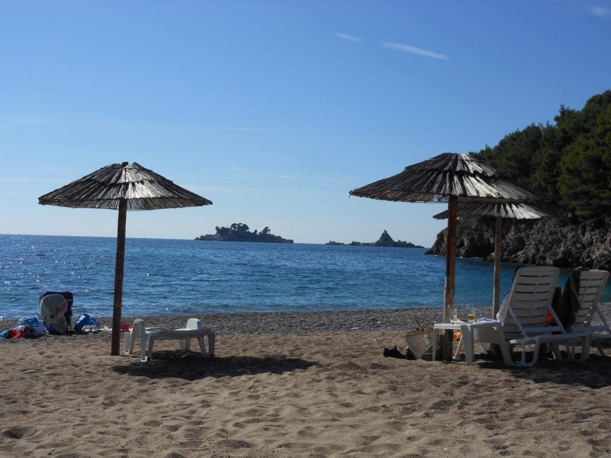 Apartments Maris Garden Petrovac Εξωτερικό φωτογραφία
